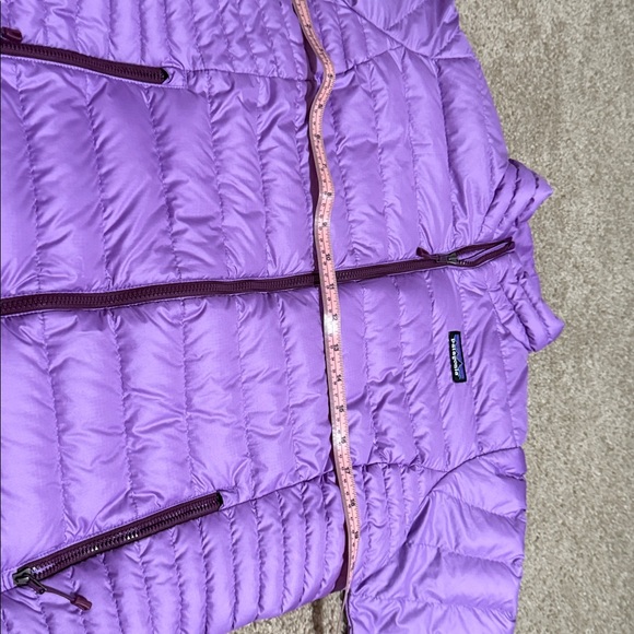 Patagonia Women's Puffer Jacket - Purple - Picture 9 of 9
